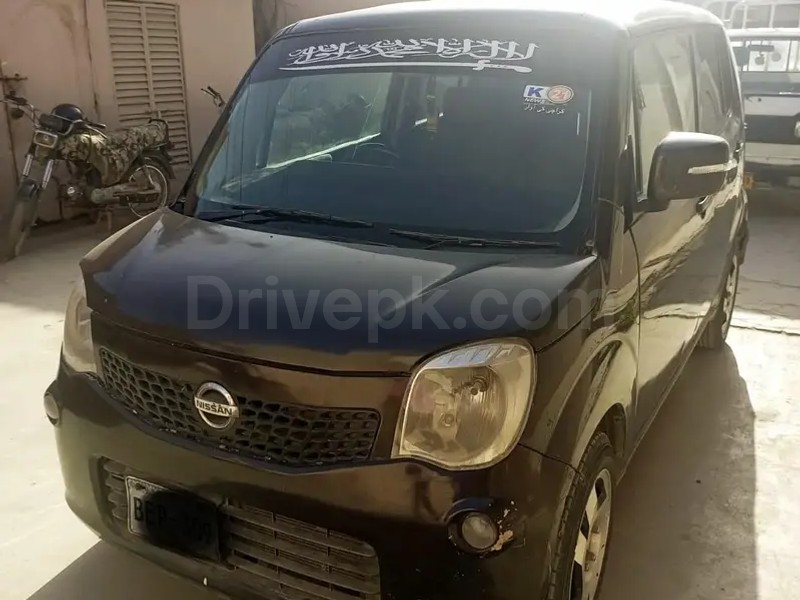 Nissan Moco 2012