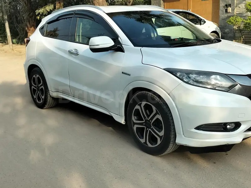 Honda Vezel 2015