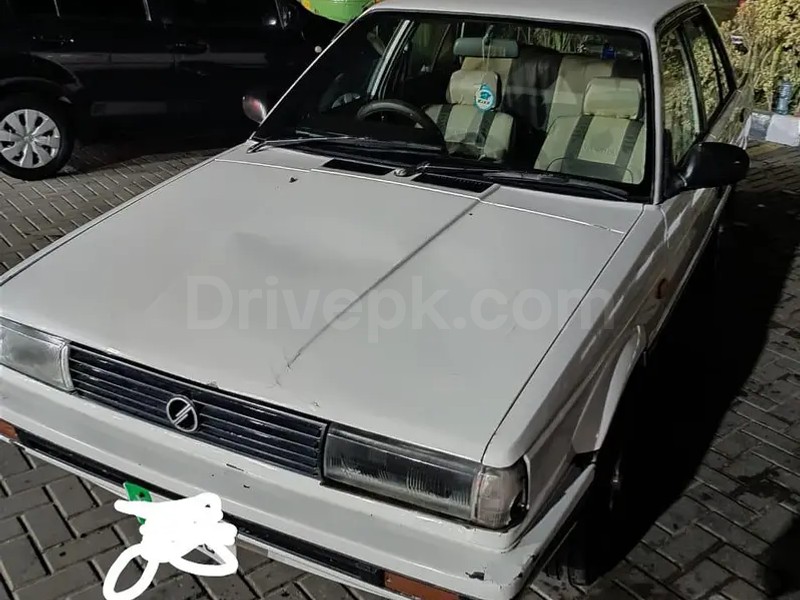 Nissan Sunny 1986