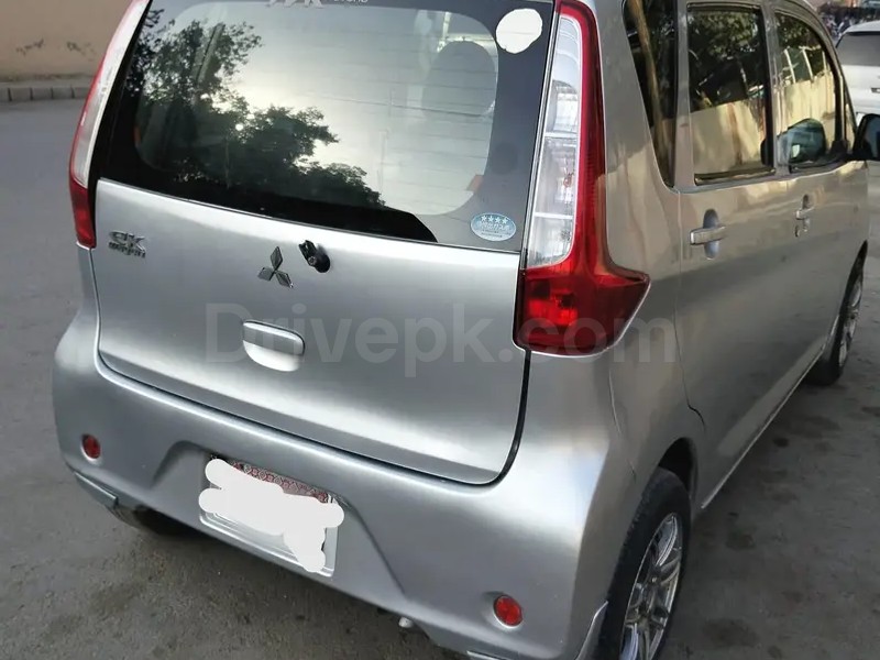 Mitsubishi Ek Wagon 2015