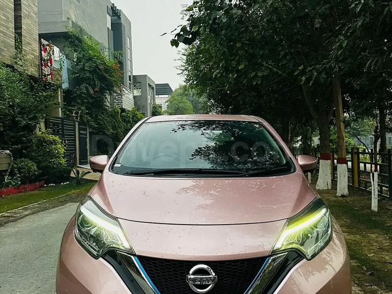 Nissan Note E Power 2020
