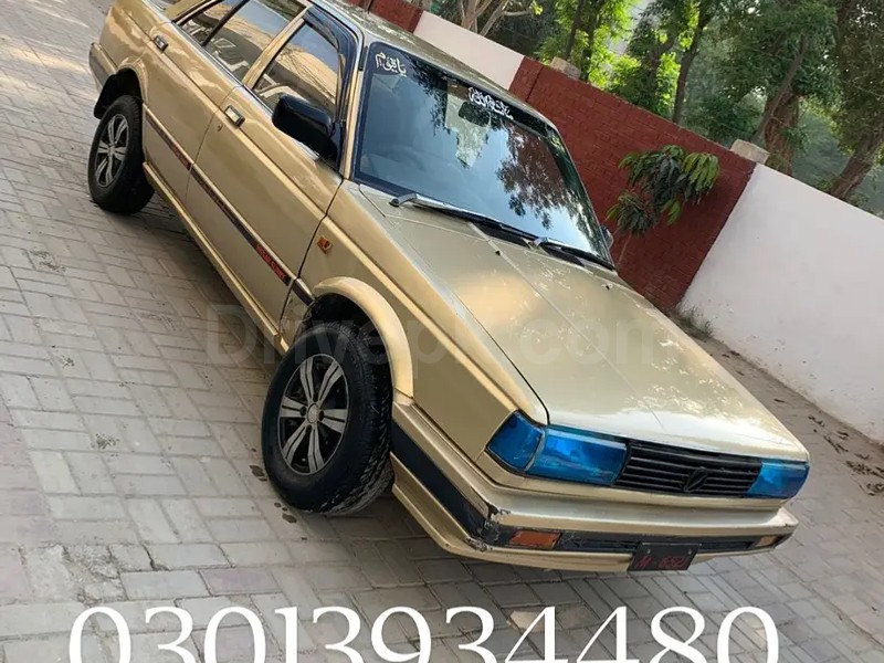 Nissan Sunny 1987