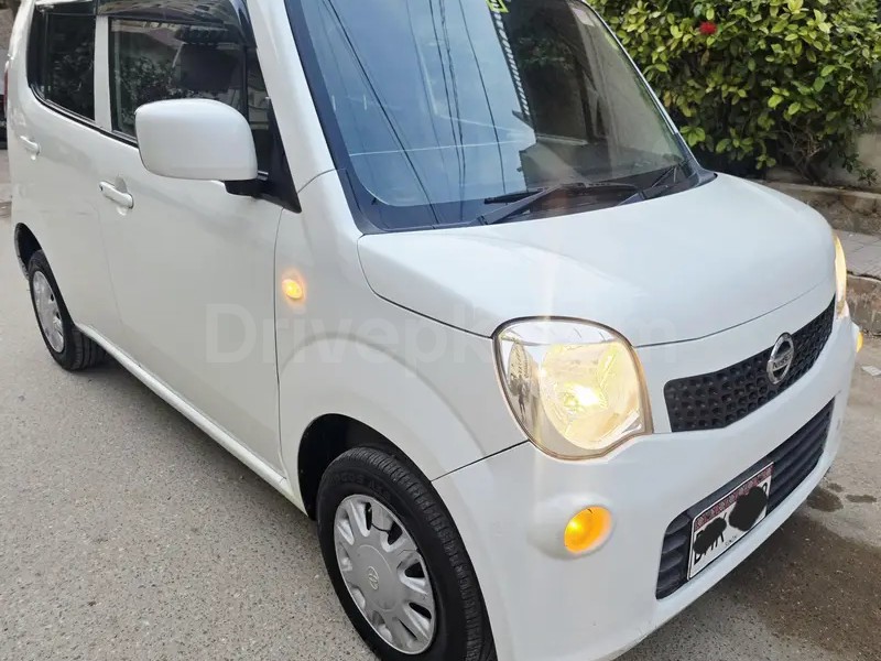 Nissan Moco 2013