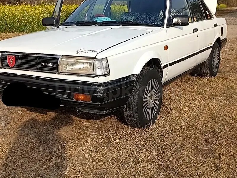 Nissan Sunny 1987