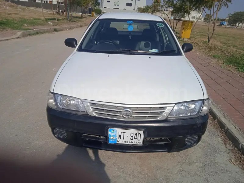 Nissan AD Van 2007