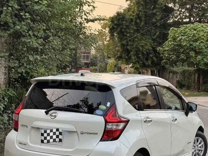 Nissan Note E Power 2019