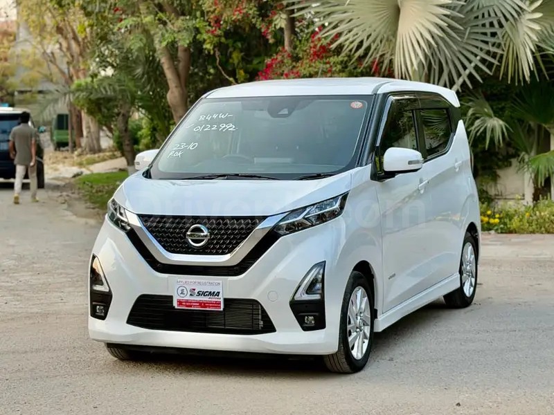 Nissan Dayz Highway Star 2022