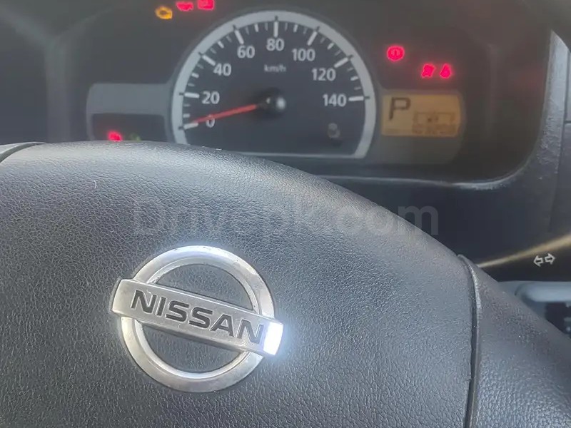 Nissan Clipper 2013