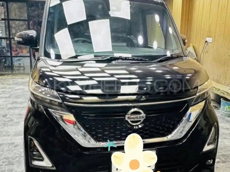 Nissan Roox 2025