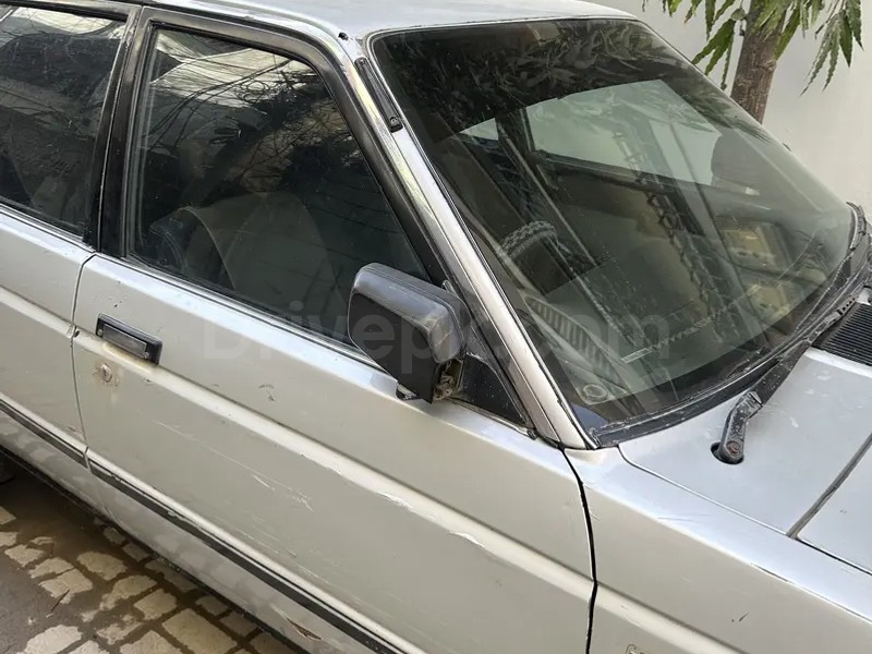 Nissan Sunny 1986