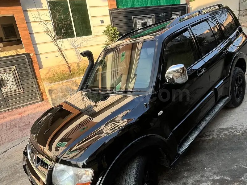 Mitsubishi Pajero 2006