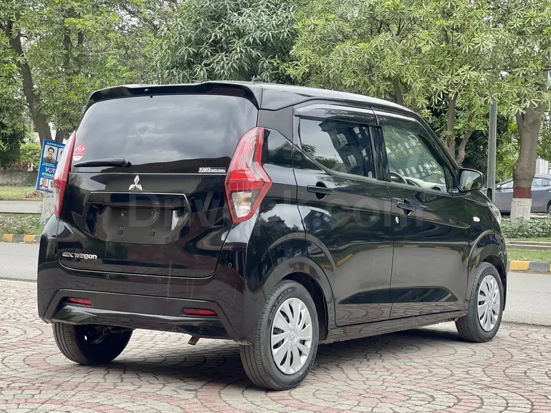 Mitsubishi Ek Wagon 2022