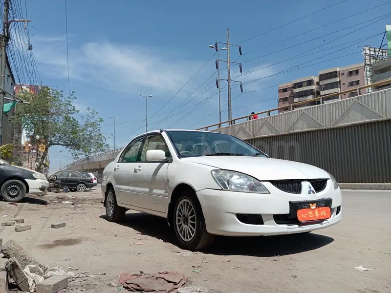 Mitsubishi Lancer 2005