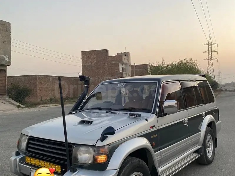 Mitsubishi Pajero 1993