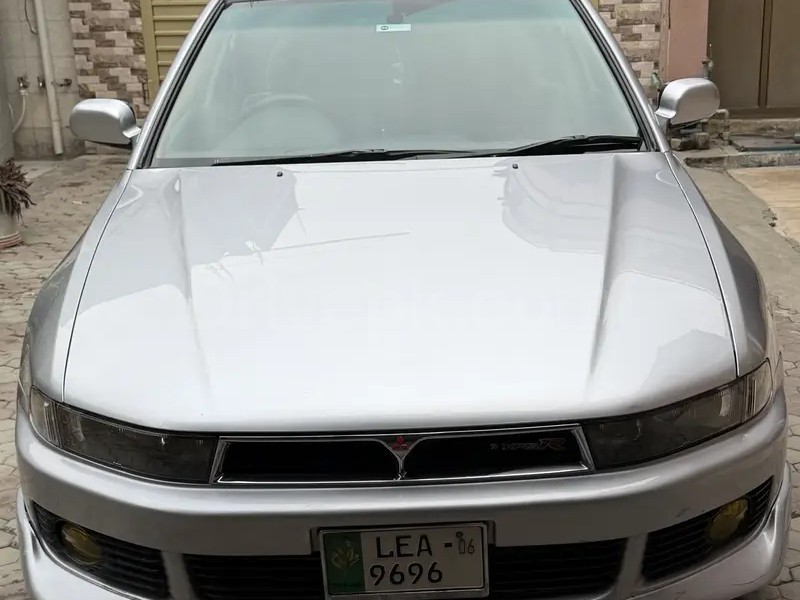 Mitsubishi Galant 2005