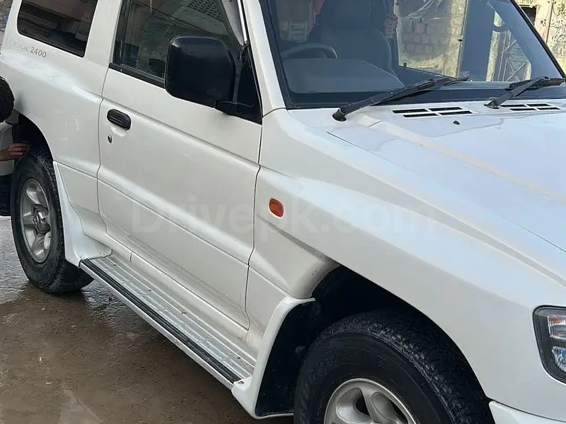 Mitsubishi Pajero 1986