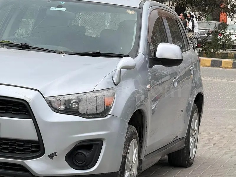 Mitsubishi Rvr 2013