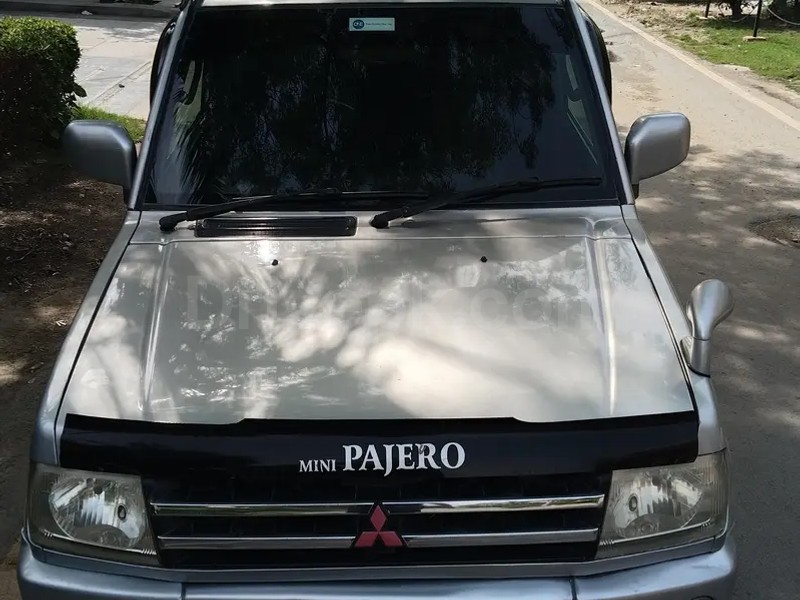Mitsubishi Pajero Mini 2013