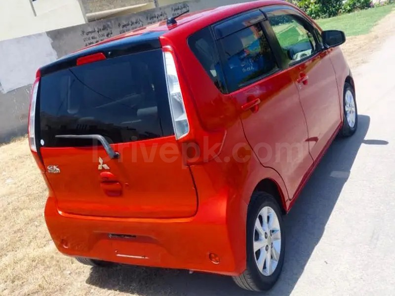 Mitsubishi Ek Wagon 2015