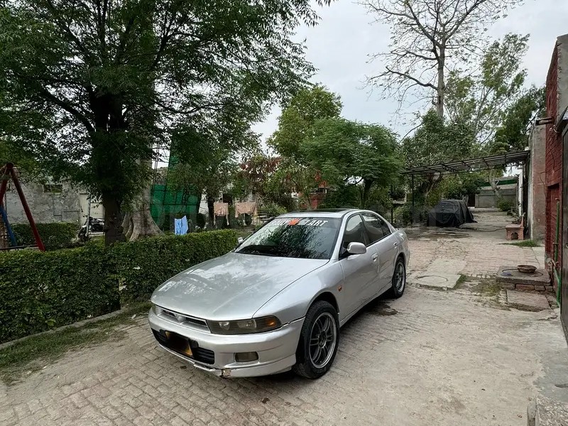 Mitsubishi Galant 1999