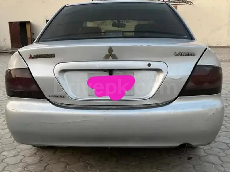 Mitsubishi Lancer 2004