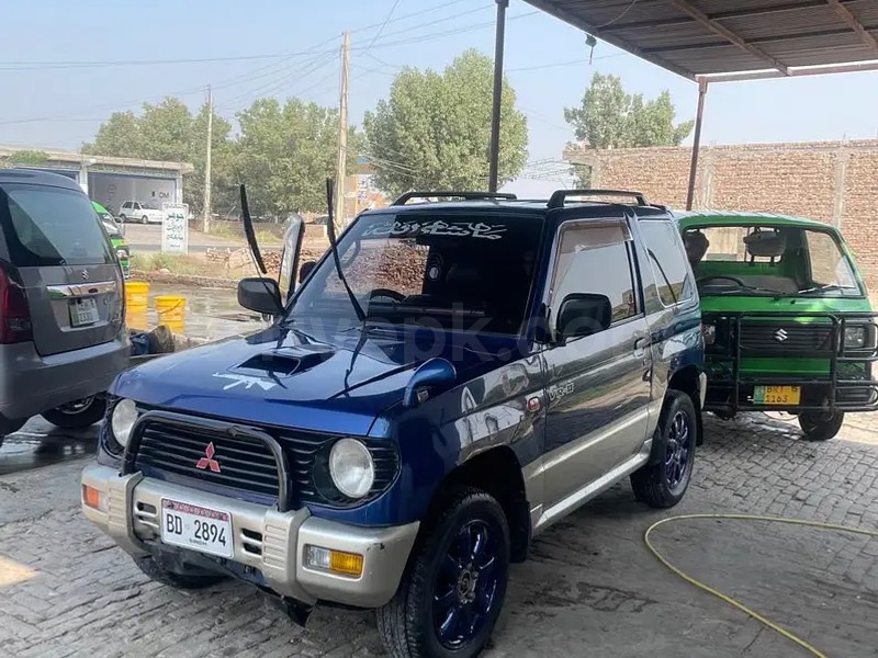 Mitsubishi Pajero Mini 1995