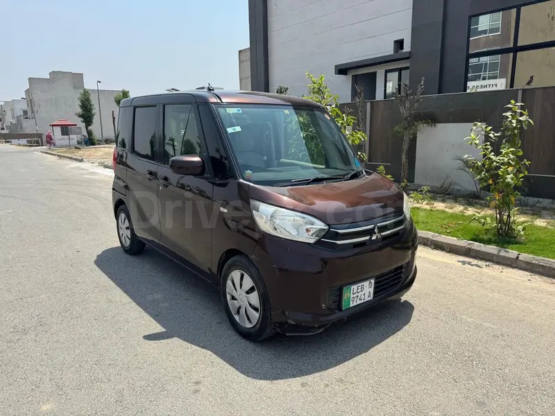 Mitsubishi EK Space Custom 2018