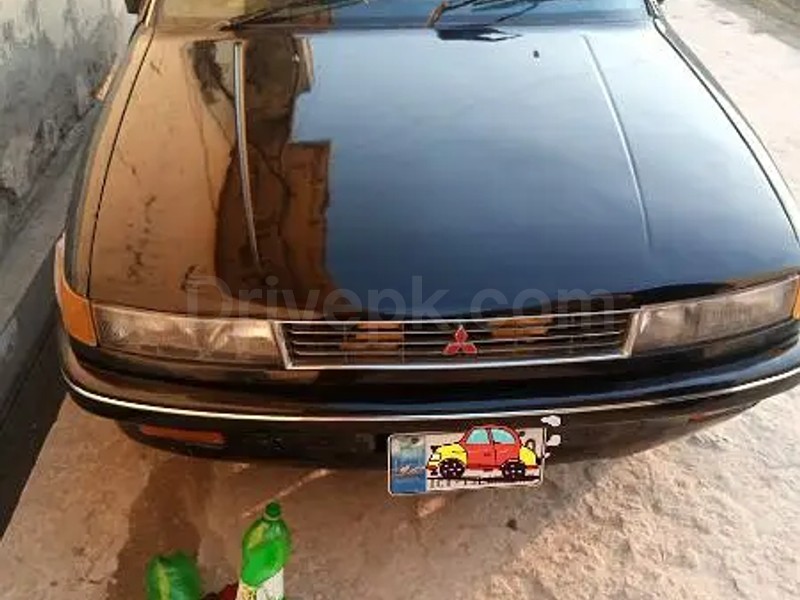 Mitsubishi Lancer 1989