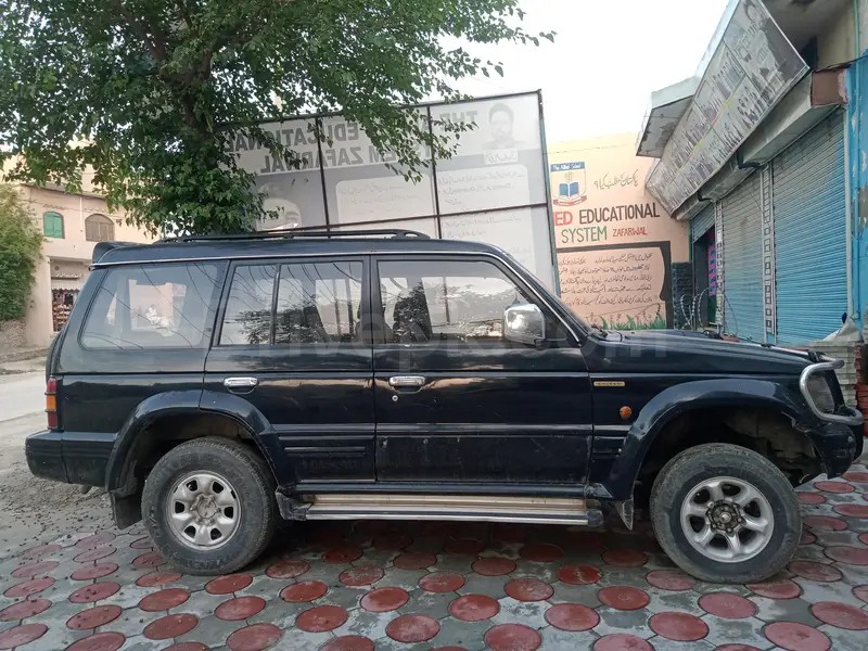 Mitsubishi Pajero 1985