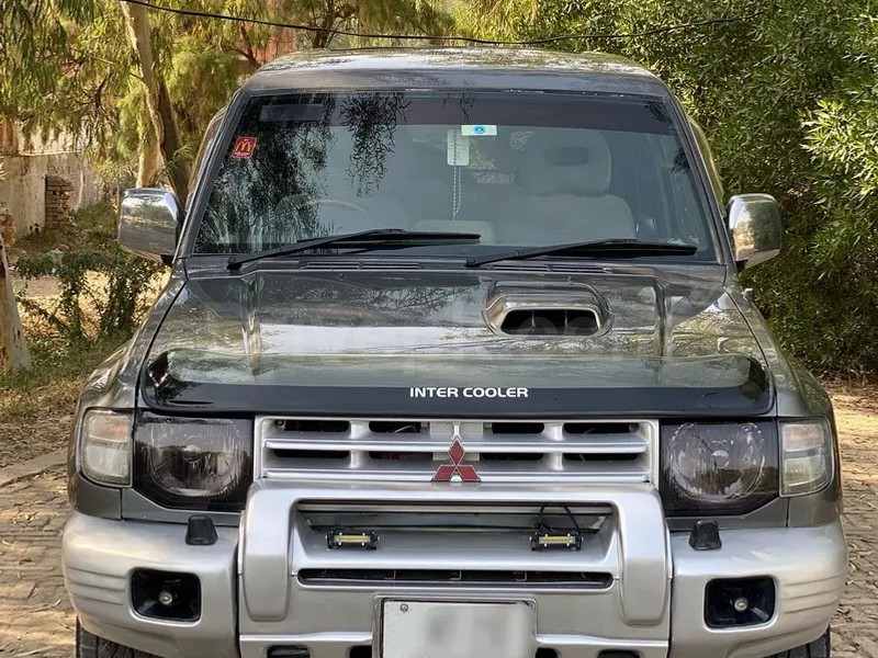 Mitsubishi Pajero 1998