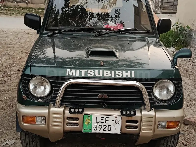 Mitsubishi Pajero 2008