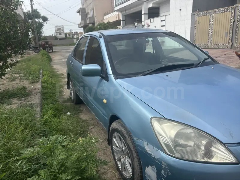 Mitsubishi Lancer 2004