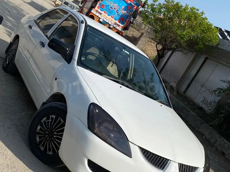 Mitsubishi Lancer 2004