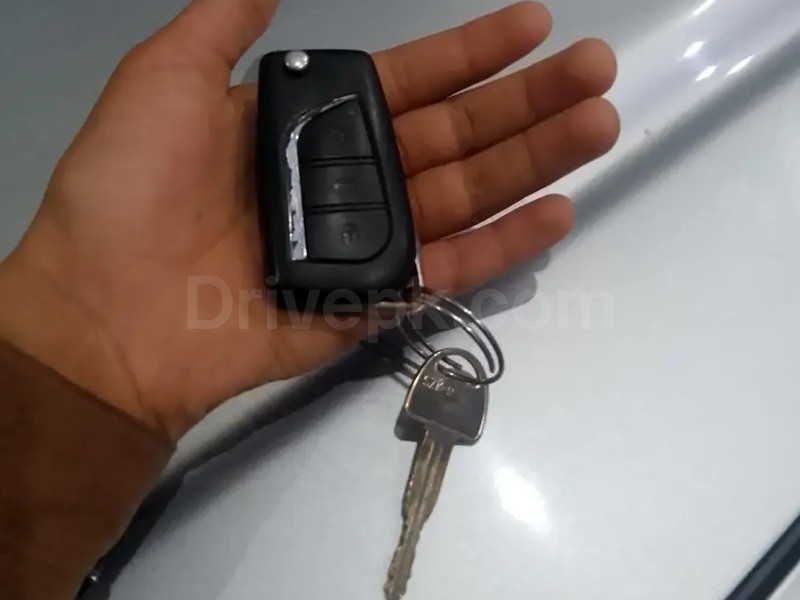 Mitsubishi Pajero 2012