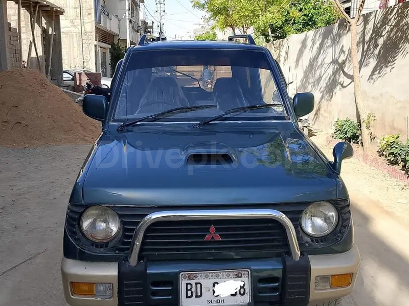 Mitsubishi Pajero 1995