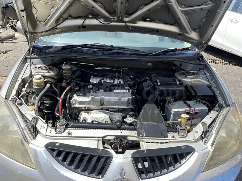 Mitsubishi Lancer 2005