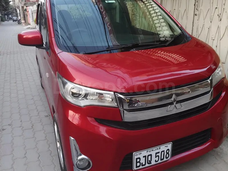 Mitsubishi EK Custom 2018