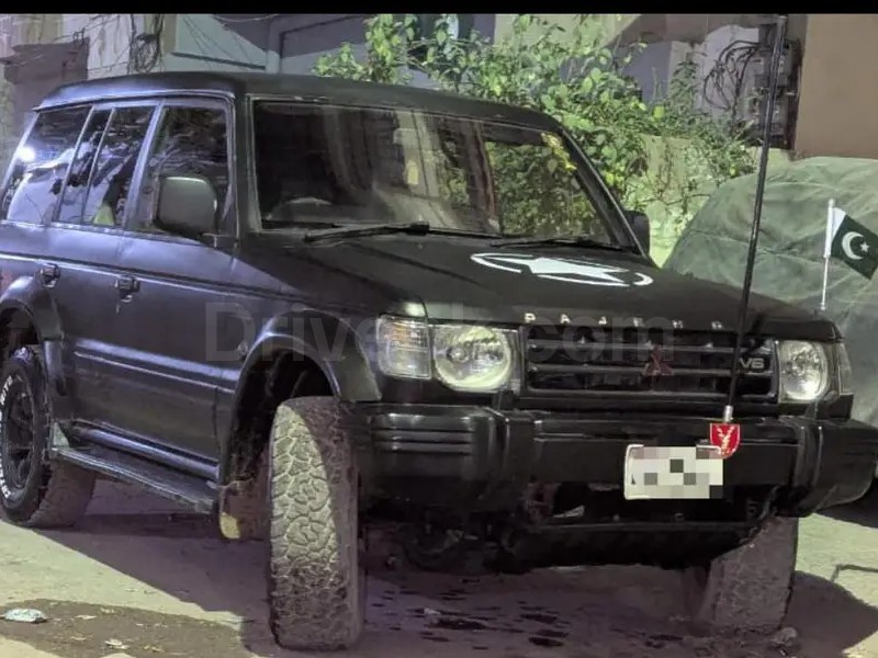 Mitsubishi Pajero 1989