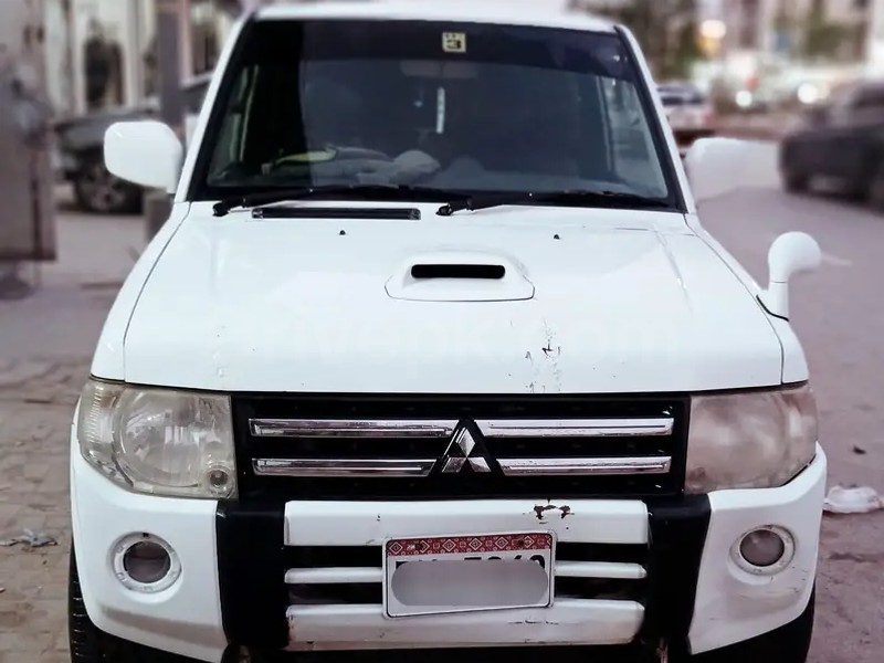 Mitsubishi Pajero 2009