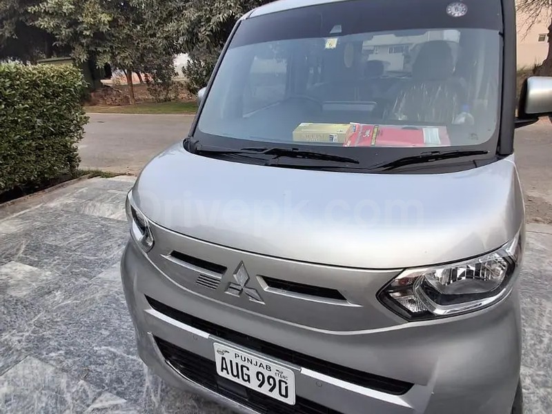 Mitsubishi EK Space Custom 2022