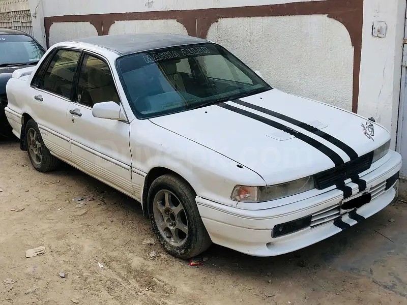 Mitsubishi Lancer 1989