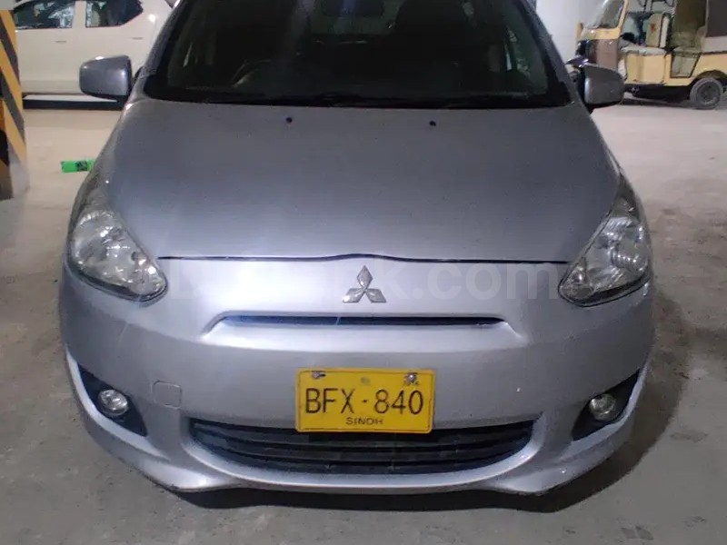 Mitsubishi Mirage 2013
