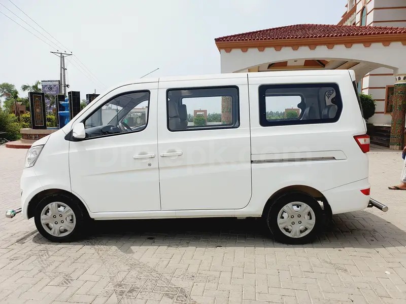 Changan Karvaan 2022