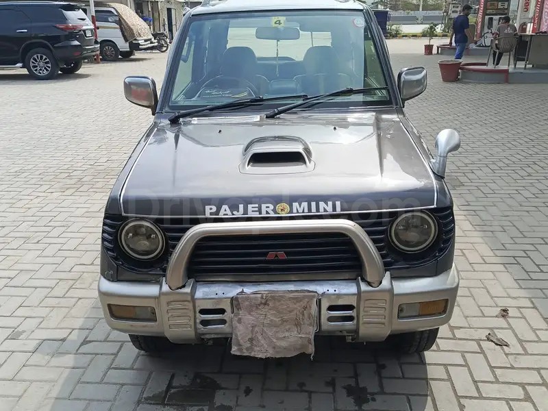 Mitsubishi Pajero Mini 1997
