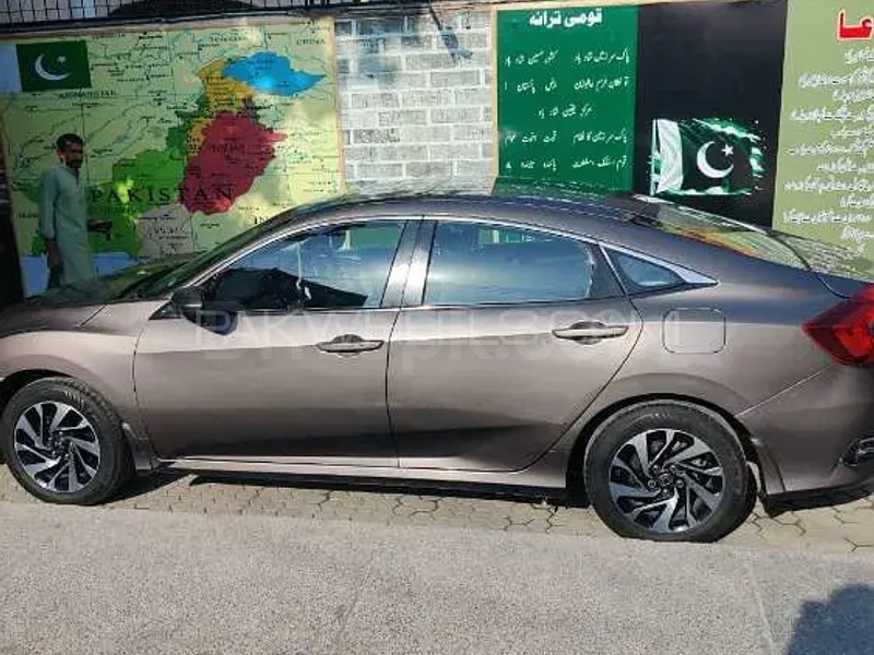 Honda Civic Oriel 2019