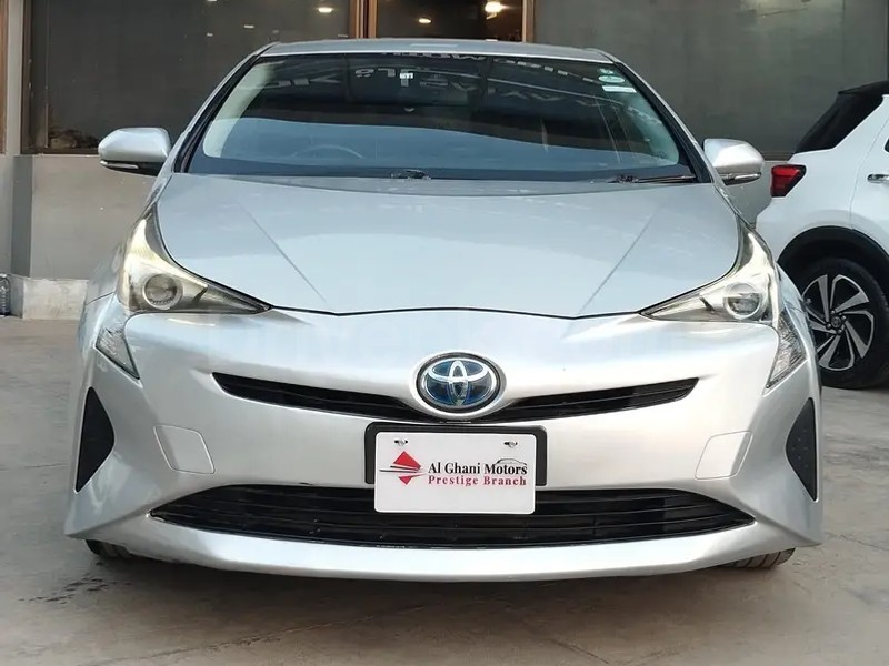 Toyota Prius 2018