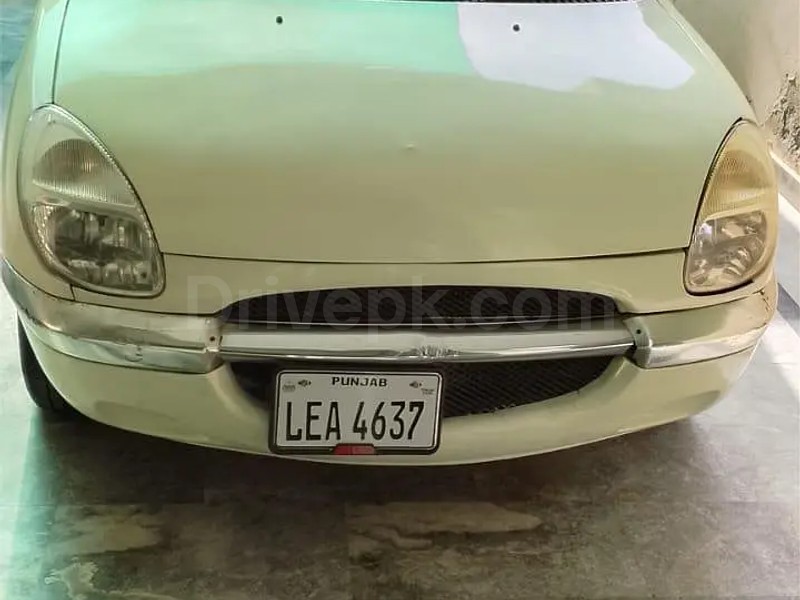 Toyota Duet 2000