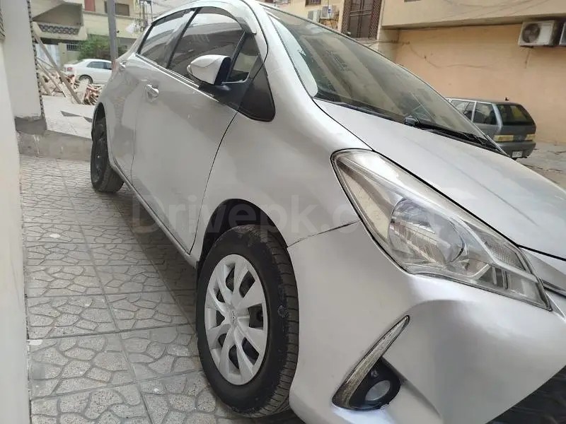 Toyota Vitz 2017