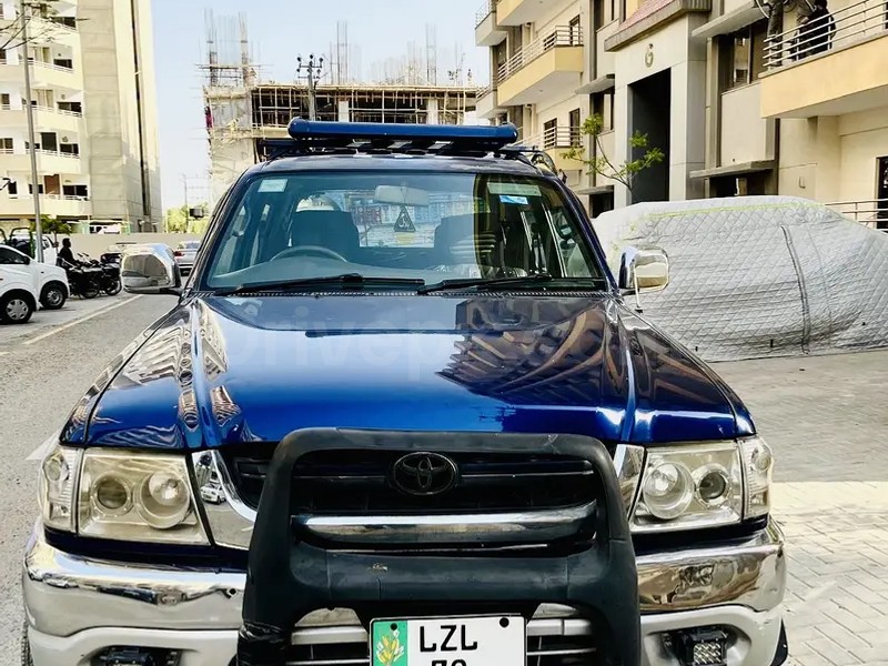 Toyota Hilux 2003