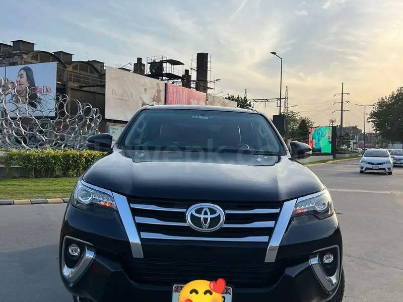 Toyota Fortuner V 2018